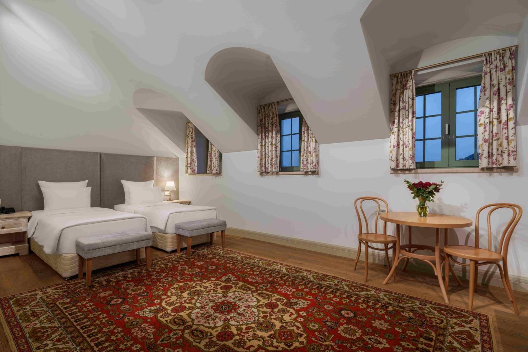 Grand Hotel Gyumri By Apricot Hotels Εξωτερικό φωτογραφία
