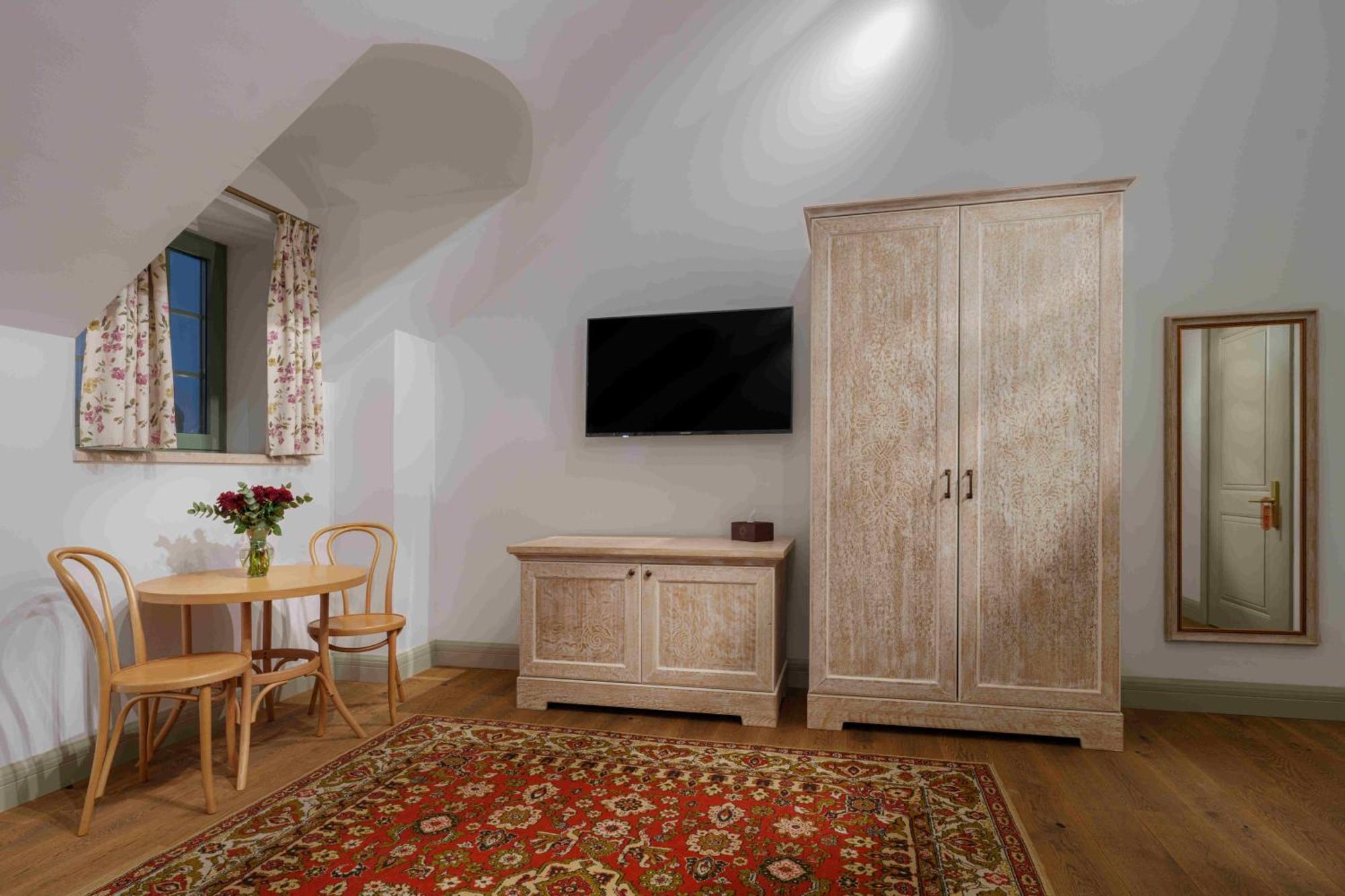 Grand Hotel Gyumri By Apricot Hotels Εξωτερικό φωτογραφία