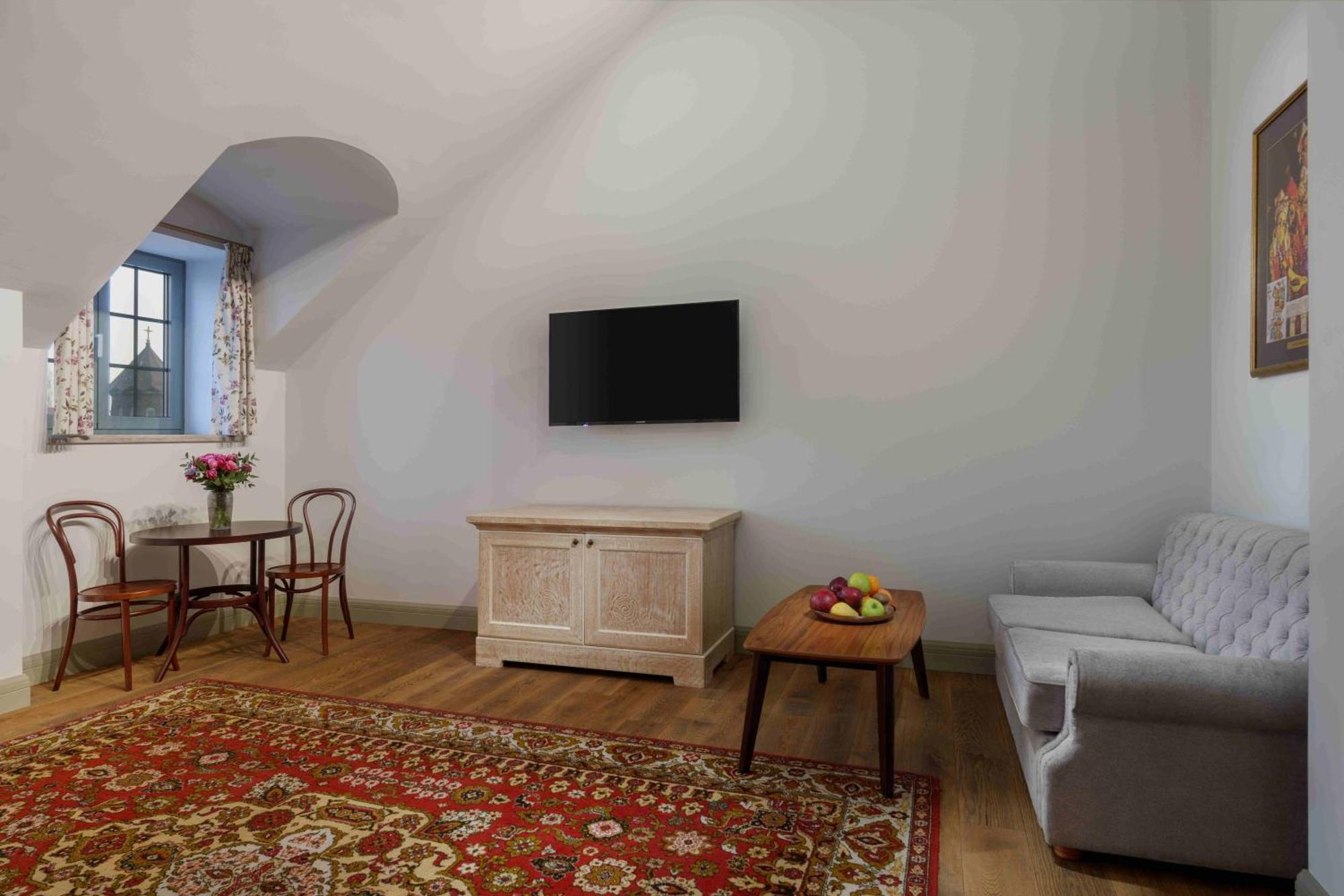 Grand Hotel Gyumri By Apricot Hotels Εξωτερικό φωτογραφία