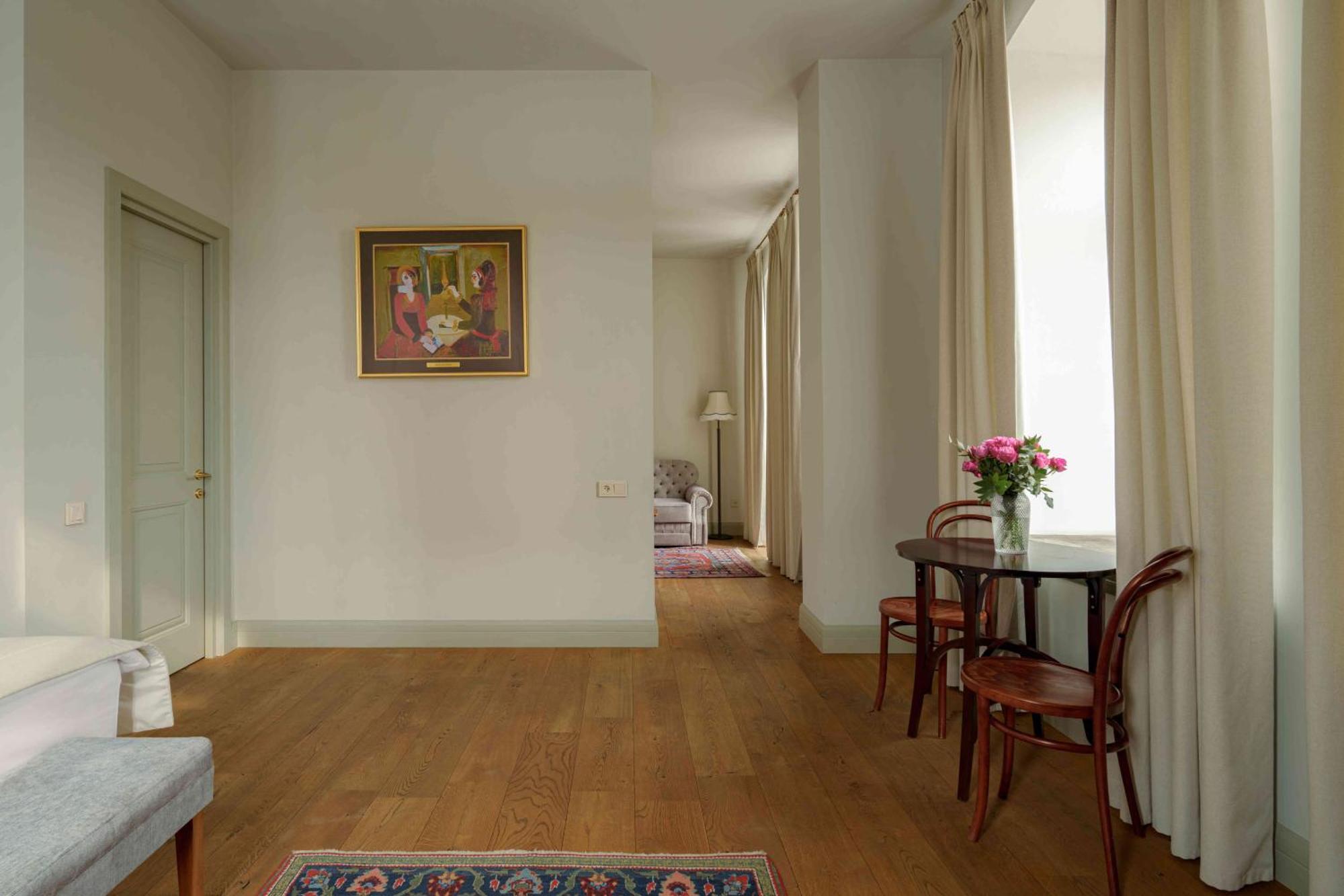 Grand Hotel Gyumri By Apricot Hotels Εξωτερικό φωτογραφία