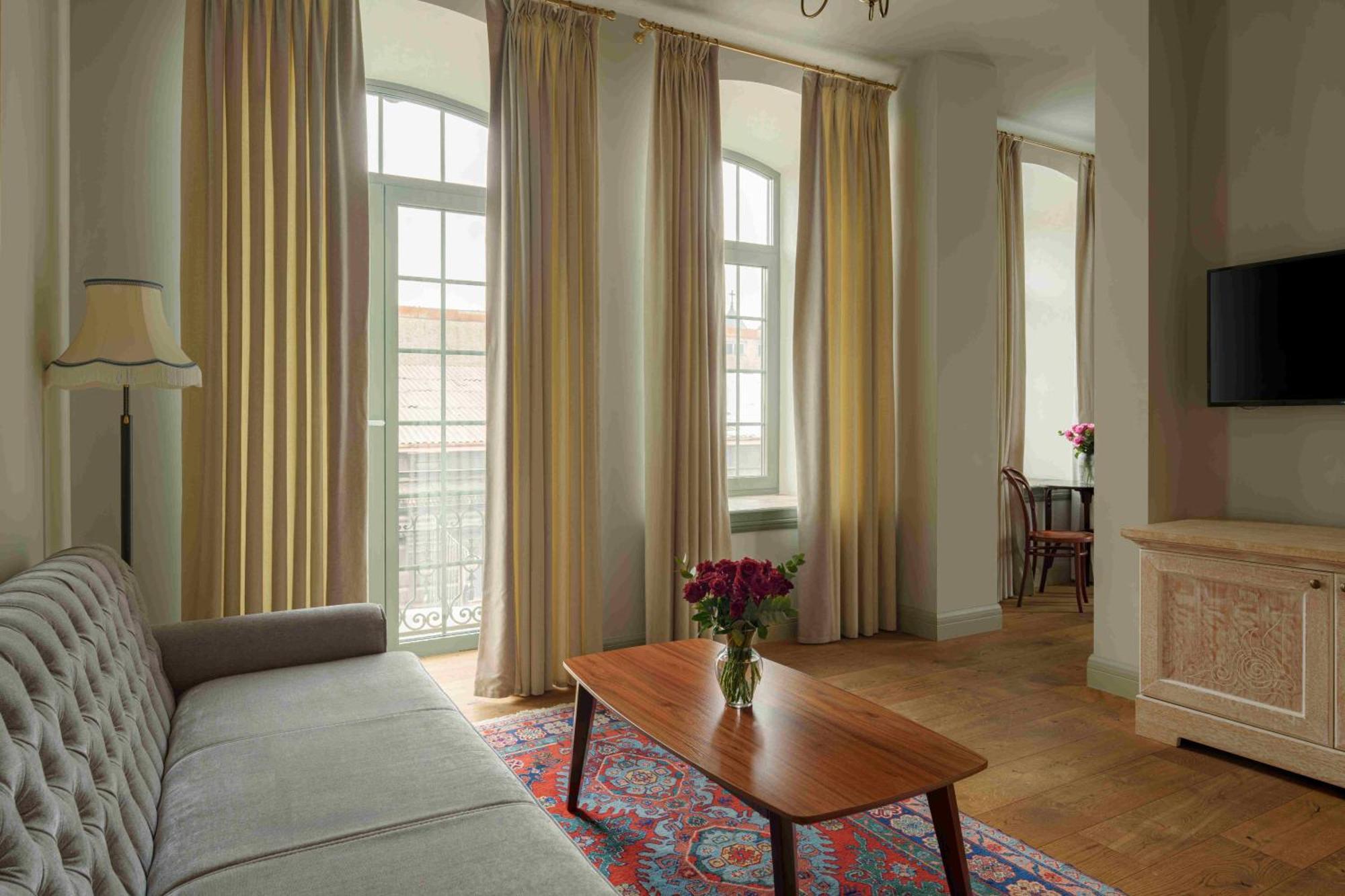 Grand Hotel Gyumri By Apricot Hotels Εξωτερικό φωτογραφία